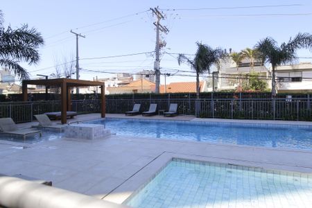 Apartamento à venda com 57m², 1 quarto e 1 vagaÁrea comum - Piscina