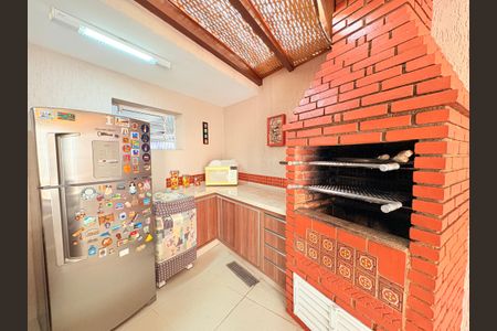 Casa à venda com 215m², 3 quartos e 3 vagasÁrea Gourmet