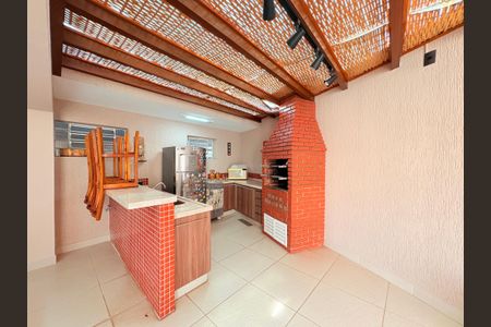 Casa à venda com 215m², 3 quartos e 3 vagasÁrea Gourmet
