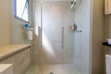 Apartamento à venda com 114m², 3 quartos e 2 vagas Apartamento à venda com 114m², 3 quartos e 2 vagasBanheiro da Suíte 1