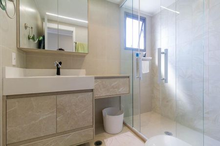 Apartamento à venda com 114m², 3 quartos e 2 vagas Apartamento à venda com 114m², 3 quartos e 2 vagasBanheiro da Suíte 1