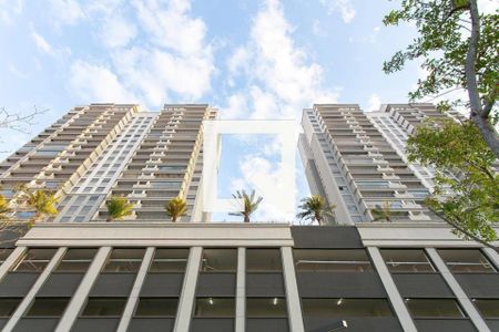 Apartamento à venda com 114m², 3 quartos e 2 vagas Apartamento à venda com 114m², 3 quartos e 2 vagasFachada