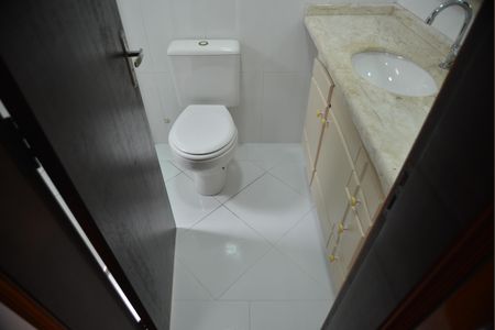 Casa à venda com 146m², 3 quartos e 4 vagasBanheiro do Quarto 3