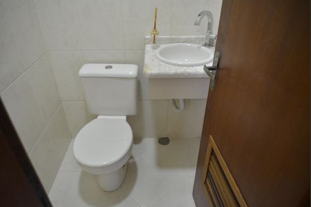 Casa à venda com 146m², 3 quartos e 4 vagasLavabo