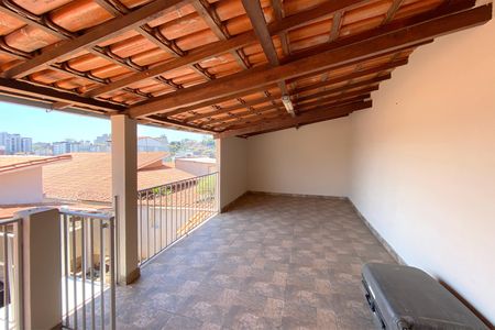 Casa para alugar com 360m², 3 quartos e 2 vagasTerraço coberto