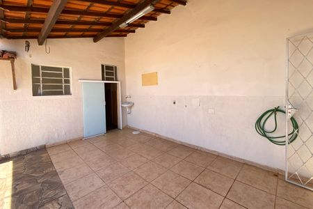 Casa para alugar com 360m², 3 quartos e 2 vagasÁrea de Serviço