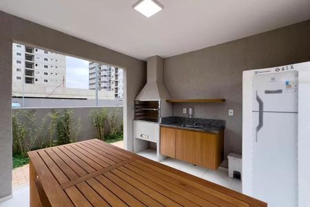 Apartamento para alugar com 32m², 2 quartos e sem vaga Apartamento para alugar com 32m², 2 quartos e sem vagaÁrea comum - Churrasqueira