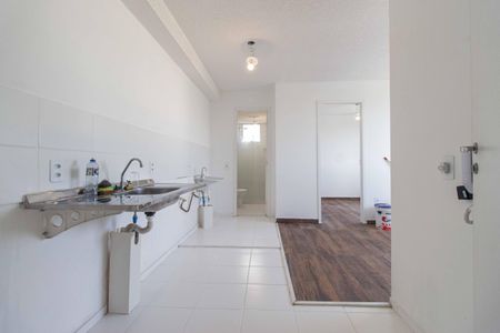 Apartamento para alugar com 32m², 2 quartos e sem vaga Apartamento para alugar com 32m², 2 quartos e sem vagaSala/Cozinha