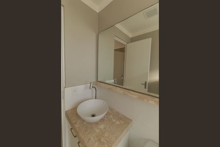 Apartamento à venda com 79m², 2 quartos e 2 vagas Apartamento à venda com 79m², 2 quartos e 2 vagasBanheiro