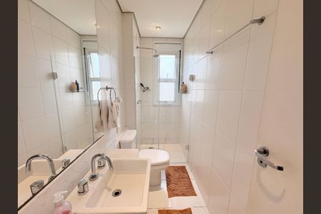 Apartamento à venda com 79m², 2 quartos e 2 vagasBanheiro Social