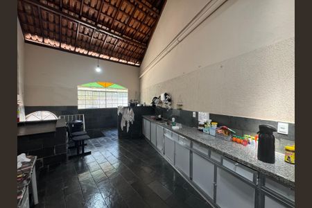 Casa à venda com 280m², 3 quartos e 2 vagas