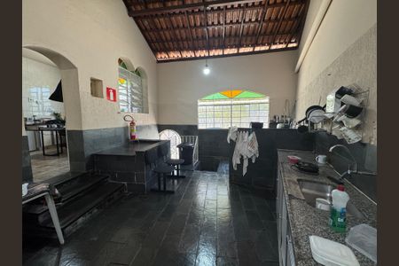 Casa à venda com 280m², 3 quartos e 2 vagas