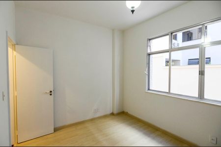Quarto 1 de apartamento à venda com 2 quartos, 70m² em Maracanã, Rio de Janeiro