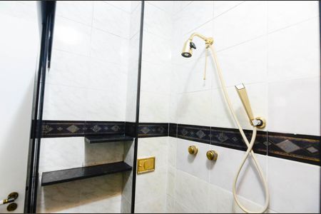 Apartamento à venda com 70m², 2 quartos e 1 vaga Apartamento à venda com 70m², 2 quartos e 1 vagaBanheiro