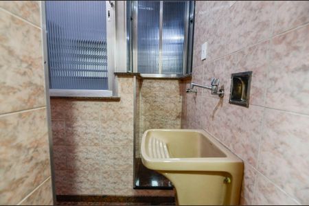 Apartamento à venda com 70m², 2 quartos e 1 vaga Apartamento à venda com 70m², 2 quartos e 1 vagaÁrea de Serviço