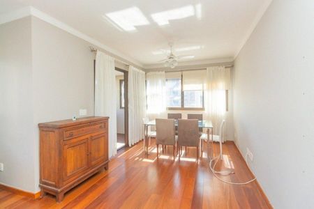 Sala de apartamento para alugar com 2 quartos, 88m² em Passo d’Areia, Porto Alegre