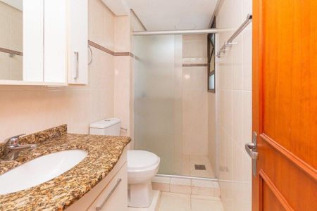 Banheiro 1 de apartamento para alugar com 2 quartos, 88m² em Passo d’Areia, Porto Alegre