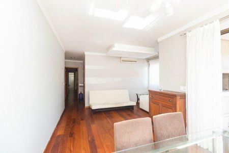 Sala de apartamento para alugar com 2 quartos, 88m² em Passo d’Areia, Porto Alegre