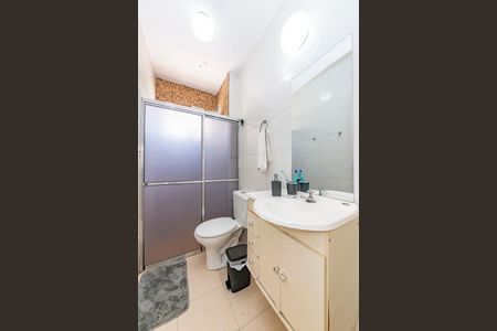 Apartamento à venda com 110m², 3 quartos e 1 vaga Apartamento à venda com 110m², 3 quartos e 1 vagaBanheiro Social 1