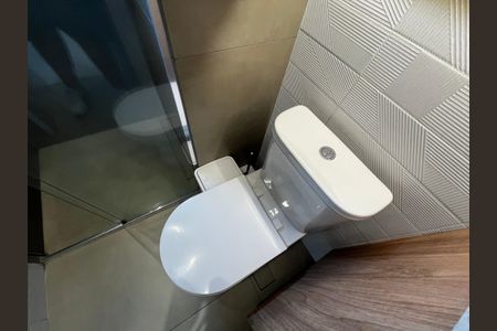 Apartamento à venda com 87m², 3 quartos e 2 vagas Apartamento à venda com 87m², 3 quartos e 2 vagasBanheiro da Suíte