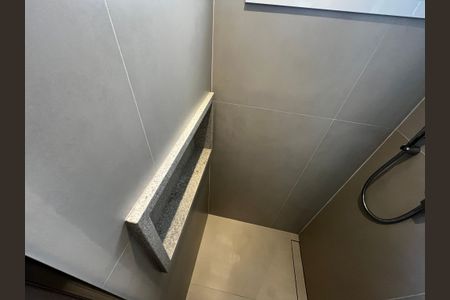 Apartamento à venda com 87m², 3 quartos e 2 vagas Apartamento à venda com 87m², 3 quartos e 2 vagasBanheiro Social