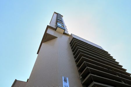 Apartamento para alugar com 40m², 1 quarto e 1 vaga Apartamento para alugar com 40m², 1 quarto e 1 vagaFachada