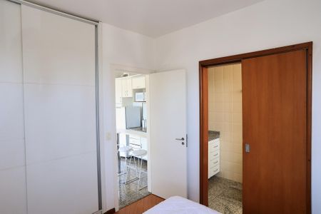 Suíte de apartamento para alugar com 1 quarto, 40m² em Funcionários, Belo Horizonte