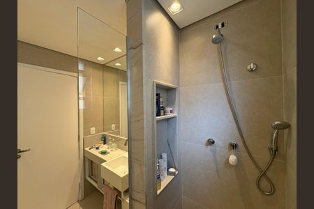 Apartamento à venda com 97m², 3 quartos e 2 vagasBanheiro 1