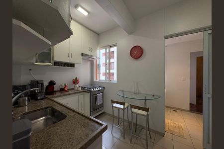 Apartamento à venda com 97m², 3 quartos e 2 vagasCozinha
