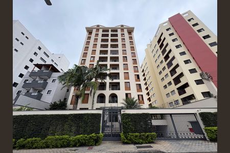 Apartamento à venda com 97m², 3 quartos e 2 vagasFachada