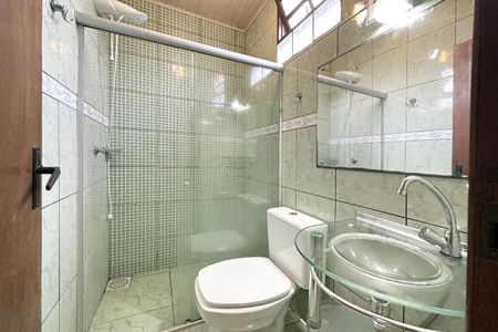 Casa à venda com 132m², 2 quartos e 2 vagas Casa à venda com 132m², 2 quartos e 2 vagasBanheiro