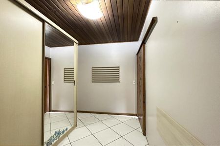 Casa à venda com 132m², 2 quartos e 2 vagas Casa à venda com 132m², 2 quartos e 2 vagasQuarto 1