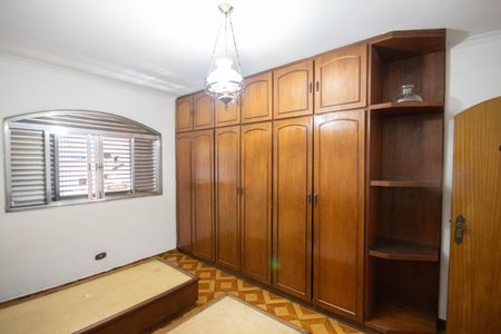 Casa para alugar com 1000m², 3 quartos e 4 vagasQuarto 1