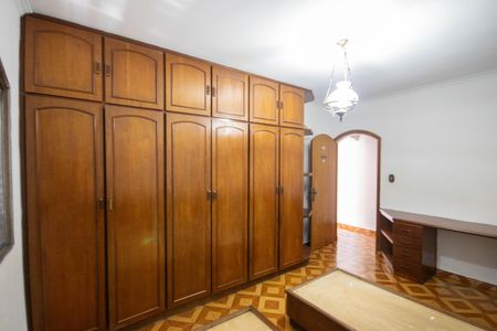 Casa para alugar com 1000m², 3 quartos e 4 vagasQuarto 1