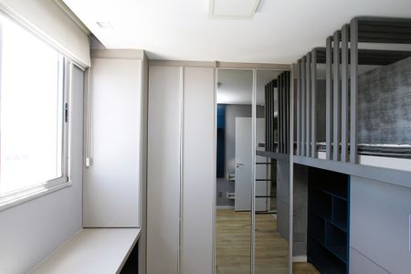 Apartamento à venda com 160m², 4 quartos e 2 vagasQuarto 2