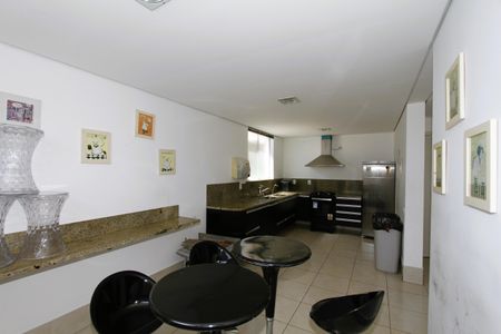 Apartamento à venda com 160m², 4 quartos e 2 vagasÁrea comum