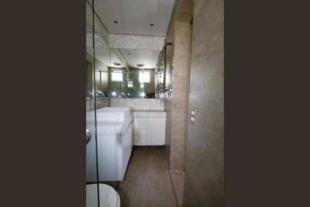 Apartamento à venda com 160m², 4 quartos e 2 vagasBanheiro da Suíte