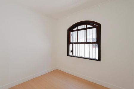 Casa à venda com 120m², 3 quartos e 2 vagas Casa à venda com 120m², 3 quartos e 2 vagasQuarto 3