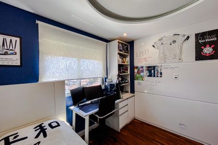 Apartamento à venda com 204m², 3 quartos e 4 vagas Apartamento à venda com 204m², 3 quartos e 4 vagasSuíte 2