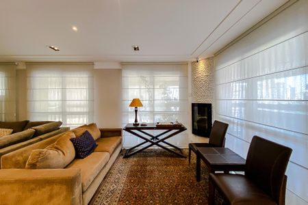 Apartamento à venda com 204m², 3 quartos e 4 vagas Apartamento à venda com 204m², 3 quartos e 4 vagasSala