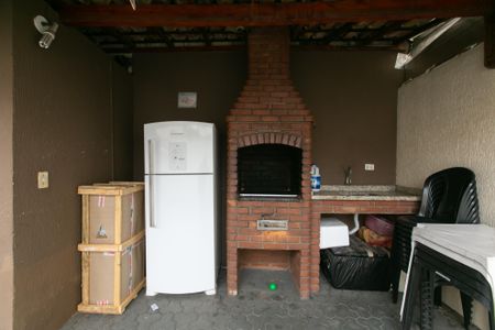 Casa de condomínio à venda com 72m², 2 quartos e 1 vaga Casa de condomínio à venda com 72m², 2 quartos e 1 vagaÁrea comum - Churrasqueira