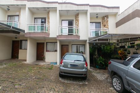 Casa de condomínio à venda com 72m², 2 quartos e 1 vaga Casa de condomínio à venda com 72m², 2 quartos e 1 vagaGaragem - Entrada