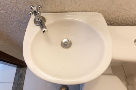 Casa de condomínio à venda com 72m², 2 quartos e 1 vaga Casa de condomínio à venda com 72m², 2 quartos e 1 vagaLavabo