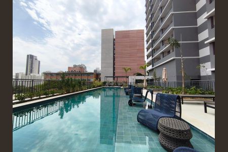 Apartamento à venda com 27m², 1 quarto e sem vaga Apartamento à venda com 27m², 1 quarto e sem vagaPiscina