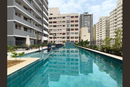 Apartamento à venda com 27m², 1 quarto e sem vaga Apartamento à venda com 27m², 1 quarto e sem vagaPiscina