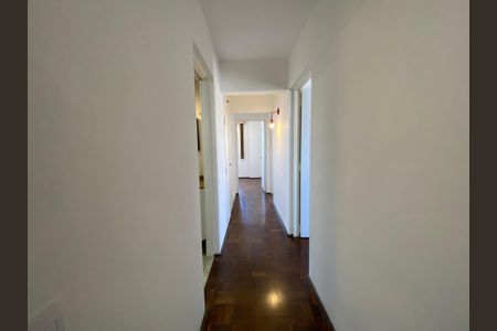 Corredor de apartamento para alugar com 3 quartos, 123m² em Belém, São Paulo
