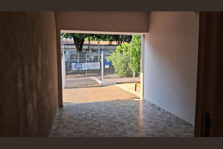 Casa à venda com 160m², 3 quartos e 4 vagas Casa à venda com 160m², 3 quartos e 4 vagasGaragem