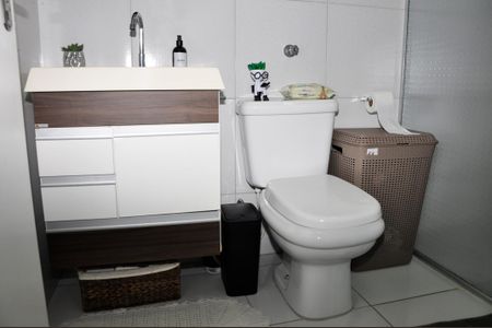 Casa de condomínio à venda com 231m², 4 quartos e 1 vaga Casa de condomínio à venda com 231m², 4 quartos e 1 vagaBanheiro Casa 2