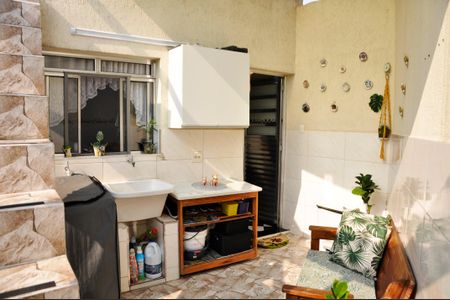 Casa de condomínio à venda com 231m², 4 quartos e 1 vaga Casa de condomínio à venda com 231m², 4 quartos e 1 vagaÁrea de Serviço