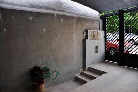 Casa de condomínio à venda com 231m², 4 quartos e 1 vaga Casa de condomínio à venda com 231m², 4 quartos e 1 vagaQuintal